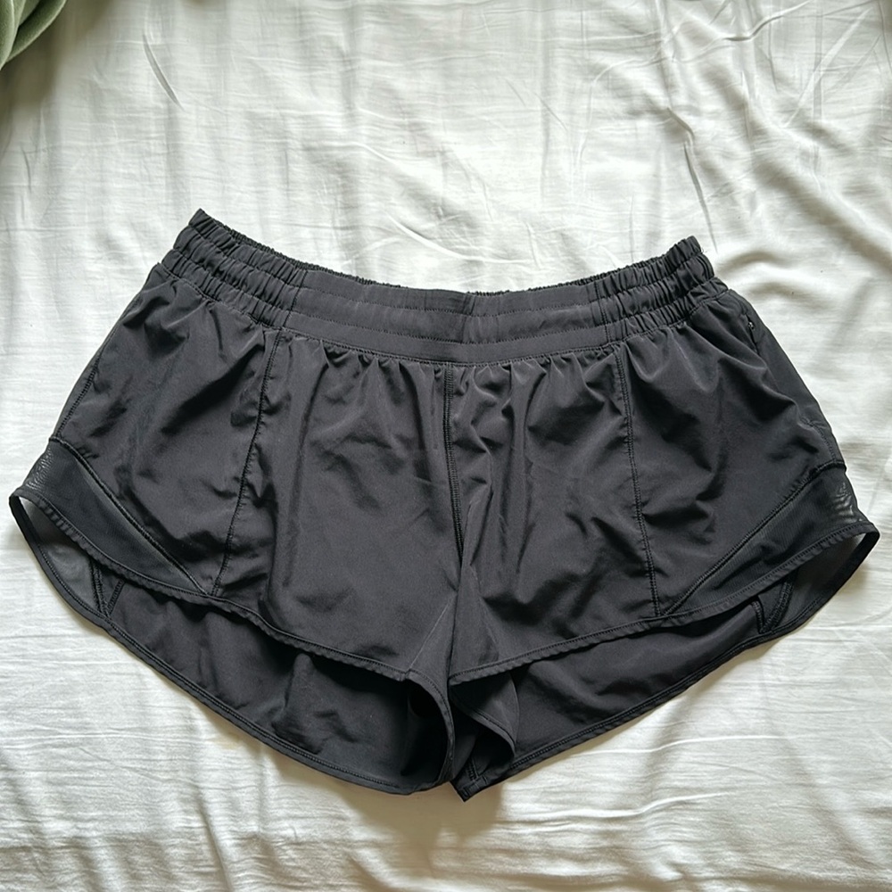 Black Hotty Hot Lululemon Shorts 2.5 Size 12